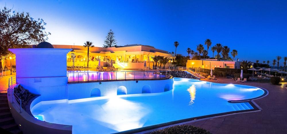 Calimera Delfino Beach Resort & Spa เนเบิล ภายนอก รูปภาพ